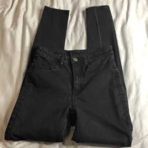 Divided Skinny Jegging size 2